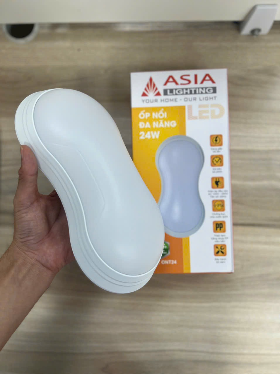 Den-op-noi-da-nang-asia-24W-5