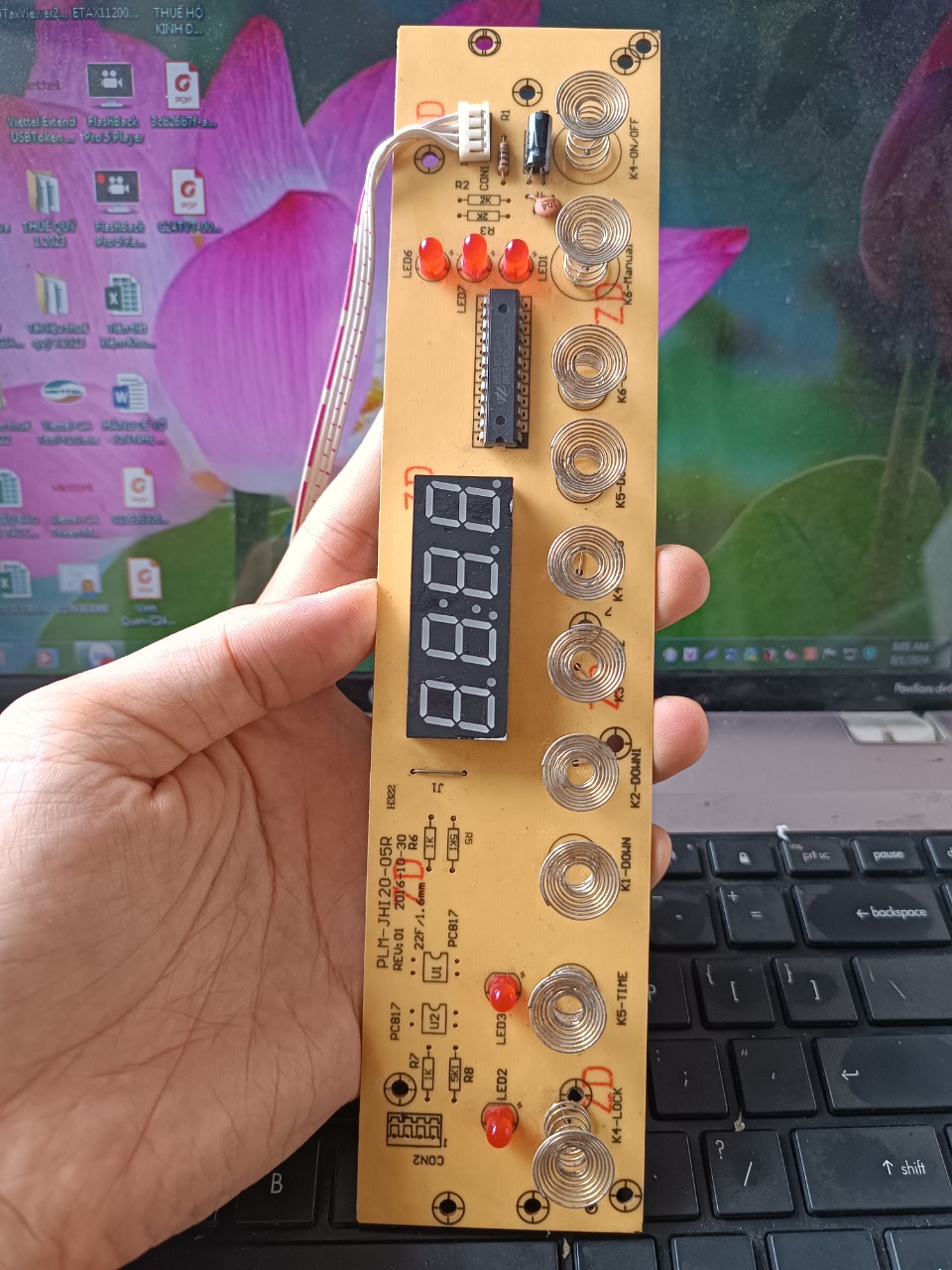 mach-dieu-khien-bep-tu-arber-ab392-1