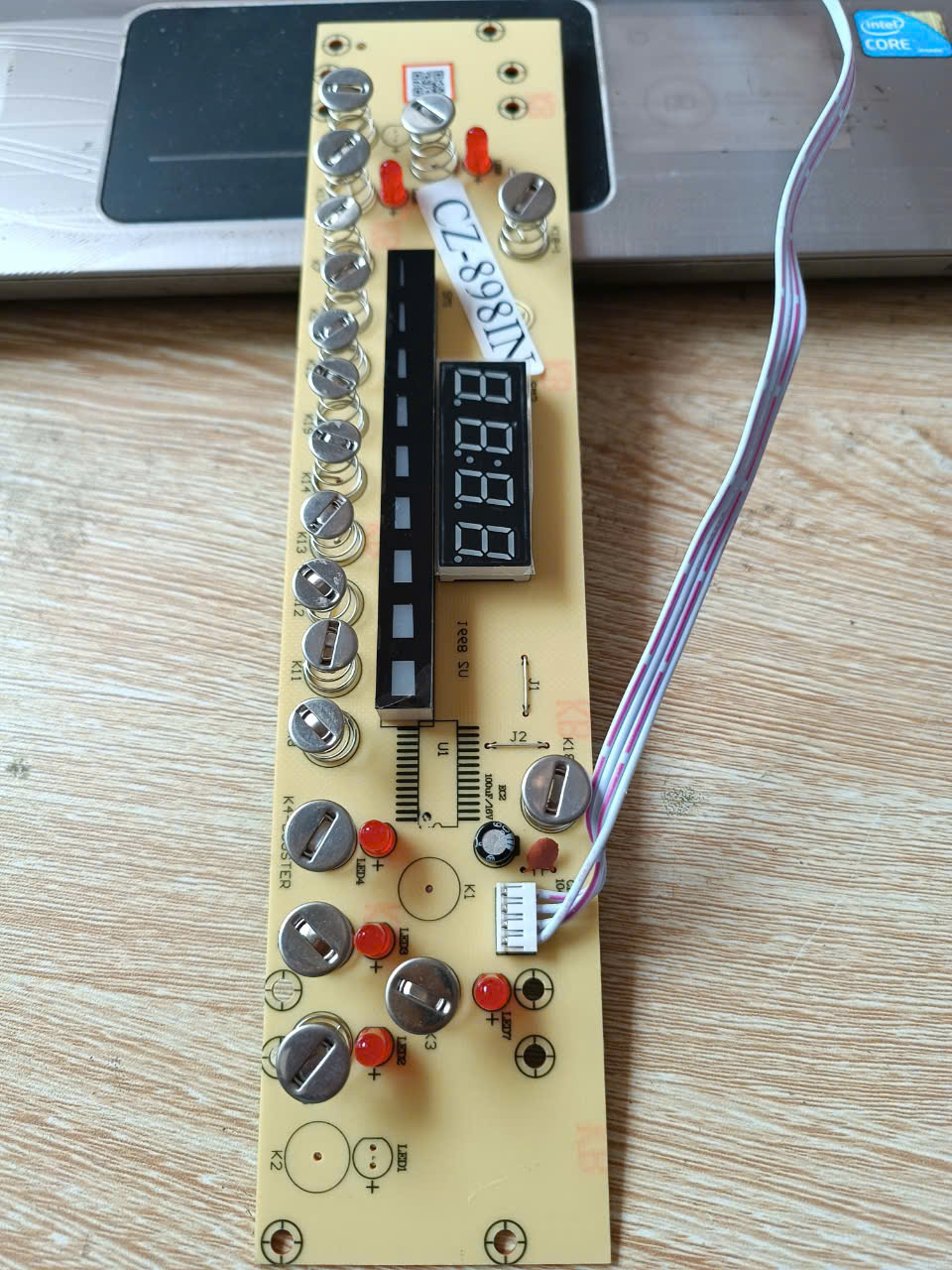 mach-dieu-khien-bep-tu-canzy-cz898in-5