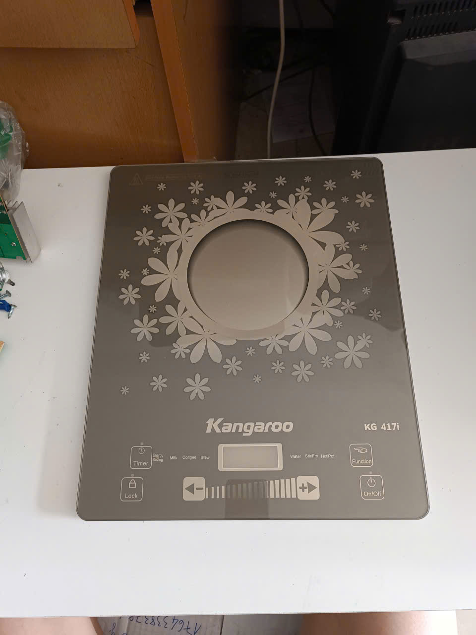 mat-kinh-bep-tu-kangaroo-kg417i-2