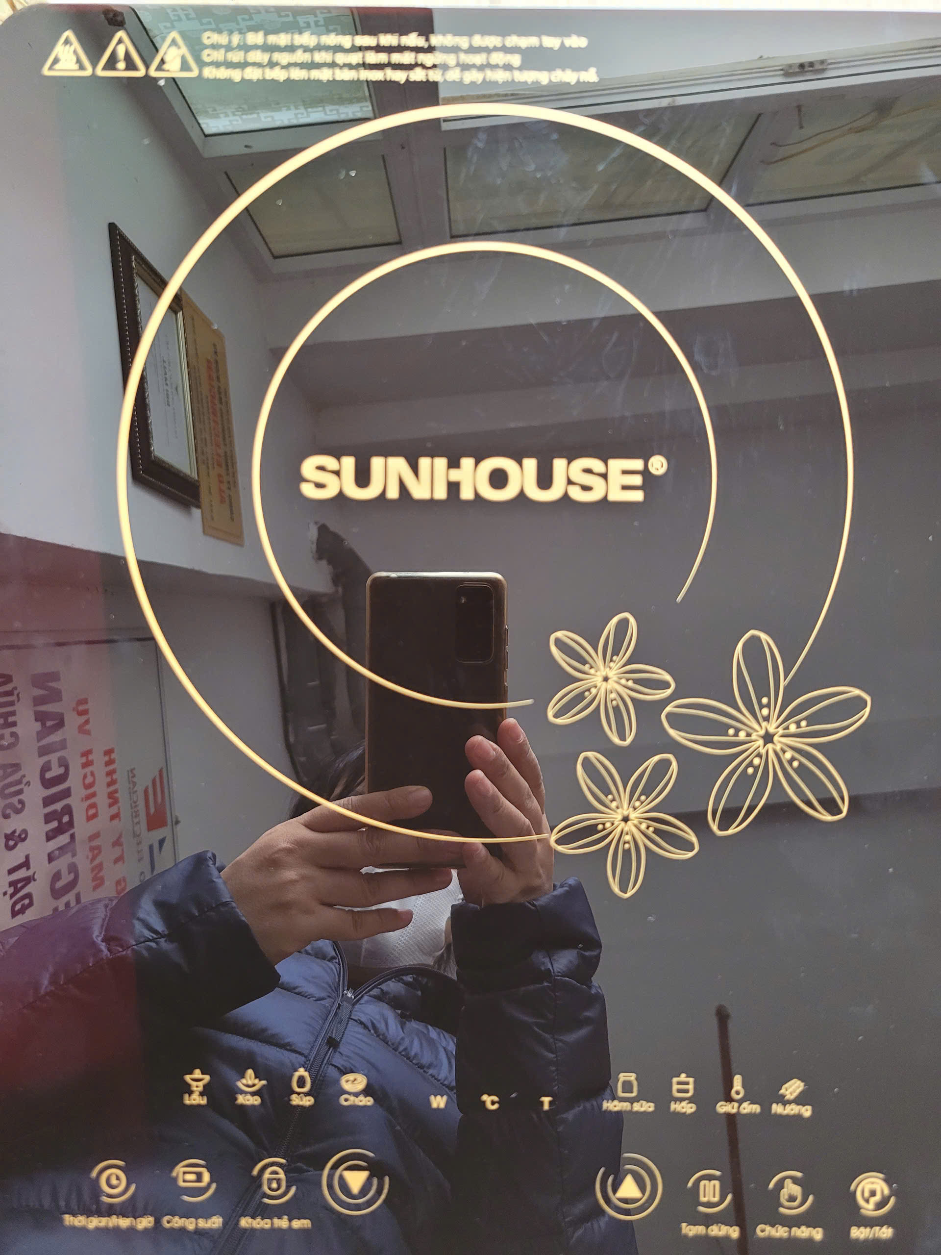 mat-kinh-bep-tu-sunhouse-shd6800-doi-moi-5