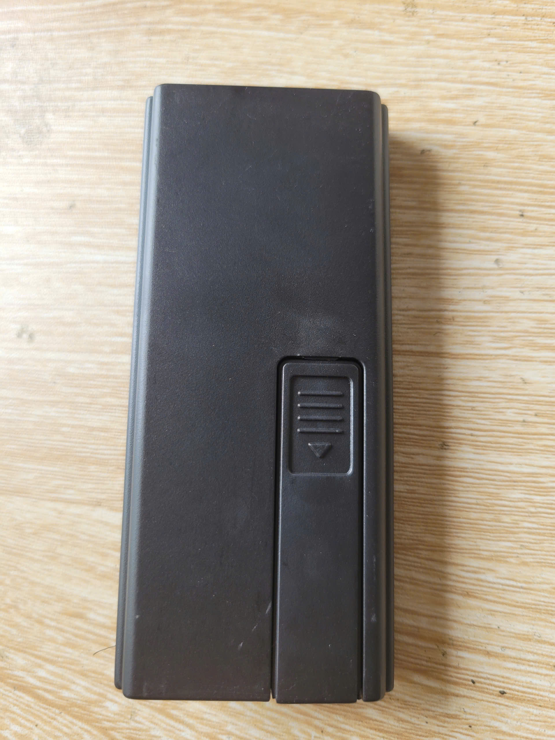 Dieu-khien-tu-xa-quat-lifan-te1688-6